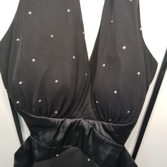 Small Morgan & Co Black Criss Cross Bodycon with studs - Picture 7 of 8